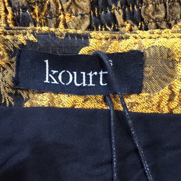 Kourt Tala Crop Top & Mini Skirt NWT NEW Set Size Small Black Yellow Gold Floral - Picture 10 of 14